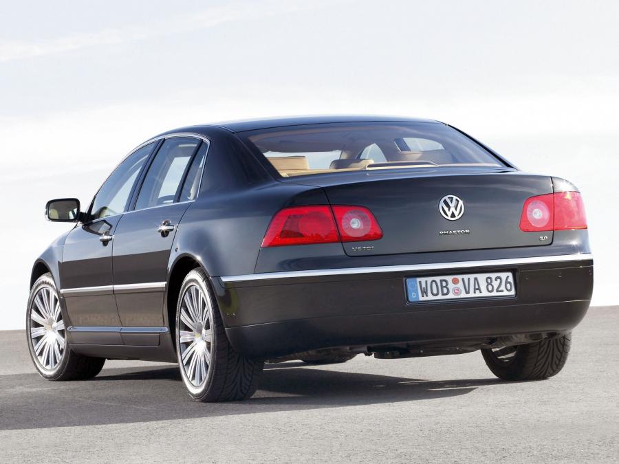  Volkswagen Phaeton V6 TDi 2002 года  (фото 8 из 8)